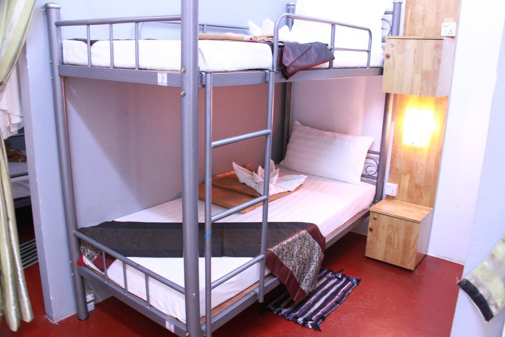 20Th Street Hostel Yangon Exterior photo